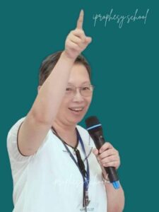 iProphesy.school-jamie02